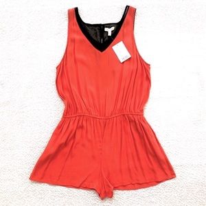 silence+noise romper size L, neon coral+black
